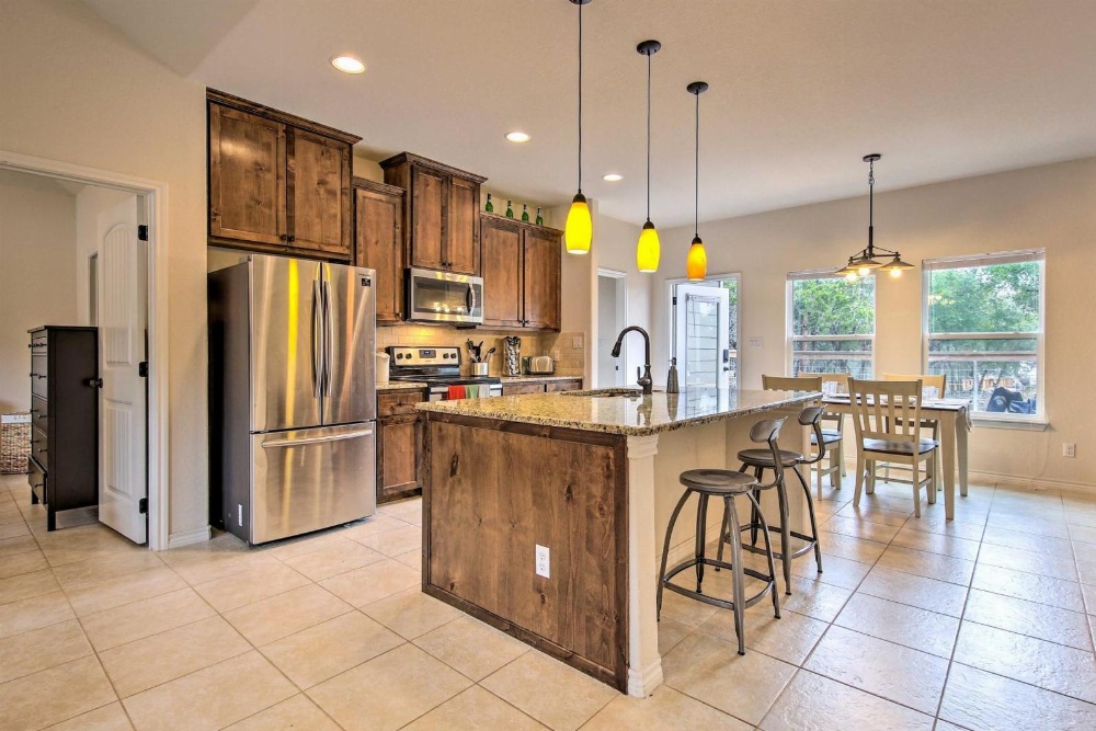 Pet-Friendly Home: 8 Mi to Canyon Lake Marina Main image